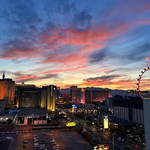 https://platinum-hotel-strip-view.las-vegashotels.net